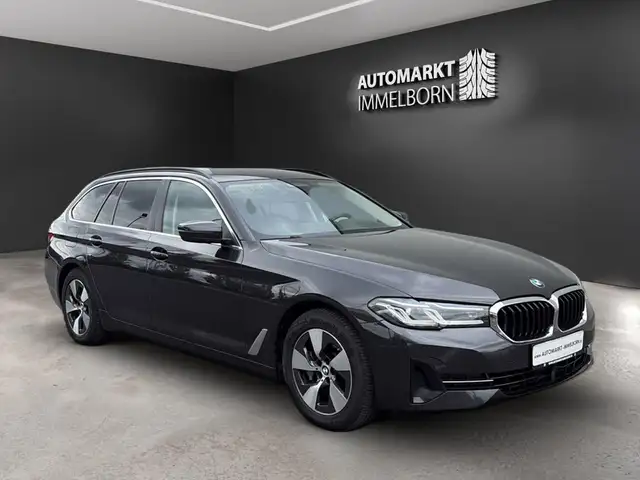 BMW 530 i STHZG*AHK*Headup*Memory*HiFi*4Zonen*Leder