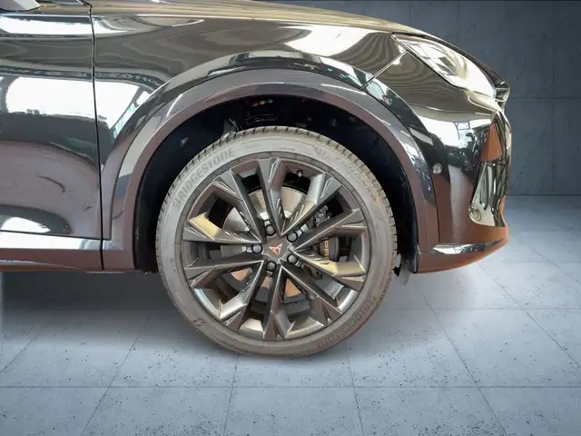 Cupra Formentor view 7