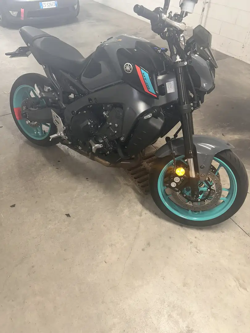 Yamaha MT-09 - 2