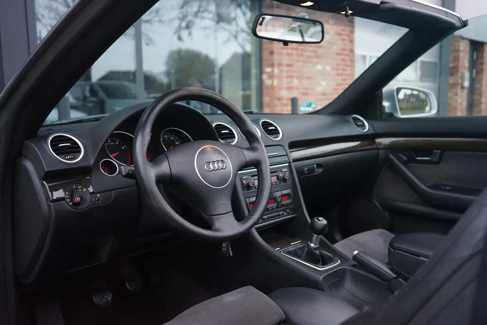 Audi A4 Cabriolet 2.4 V6 Exclusive , S-line, Youngtimer, T Gris - 2