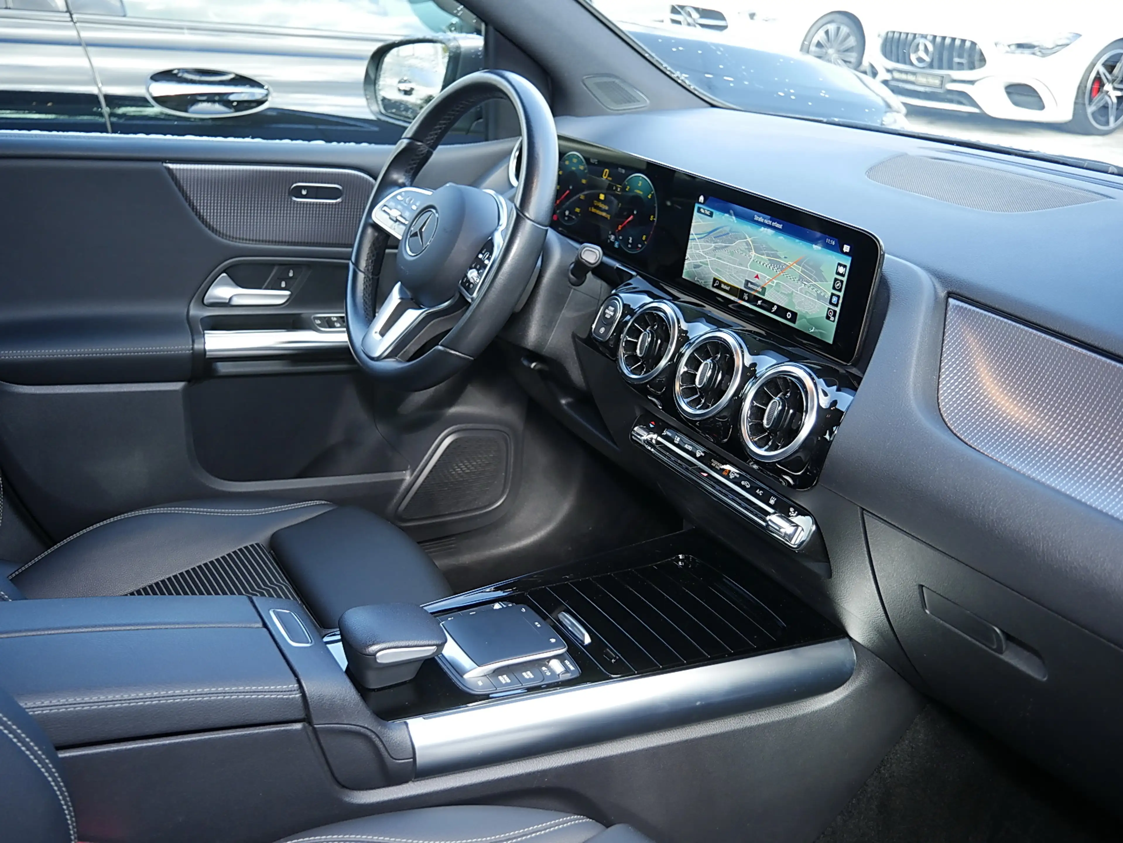 Mercedes-Benz B 200 d MBUX Progressive LED Wide AHK Navi AUT — photo 4