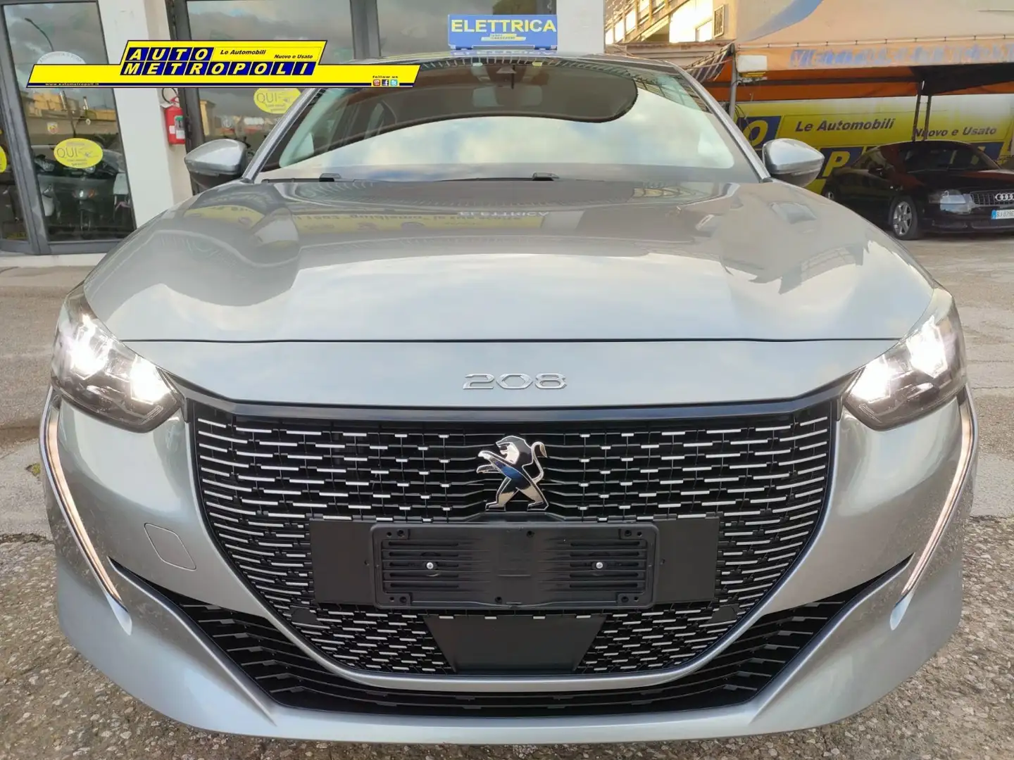 Peugeot e-208 Active Pack Gri - 2