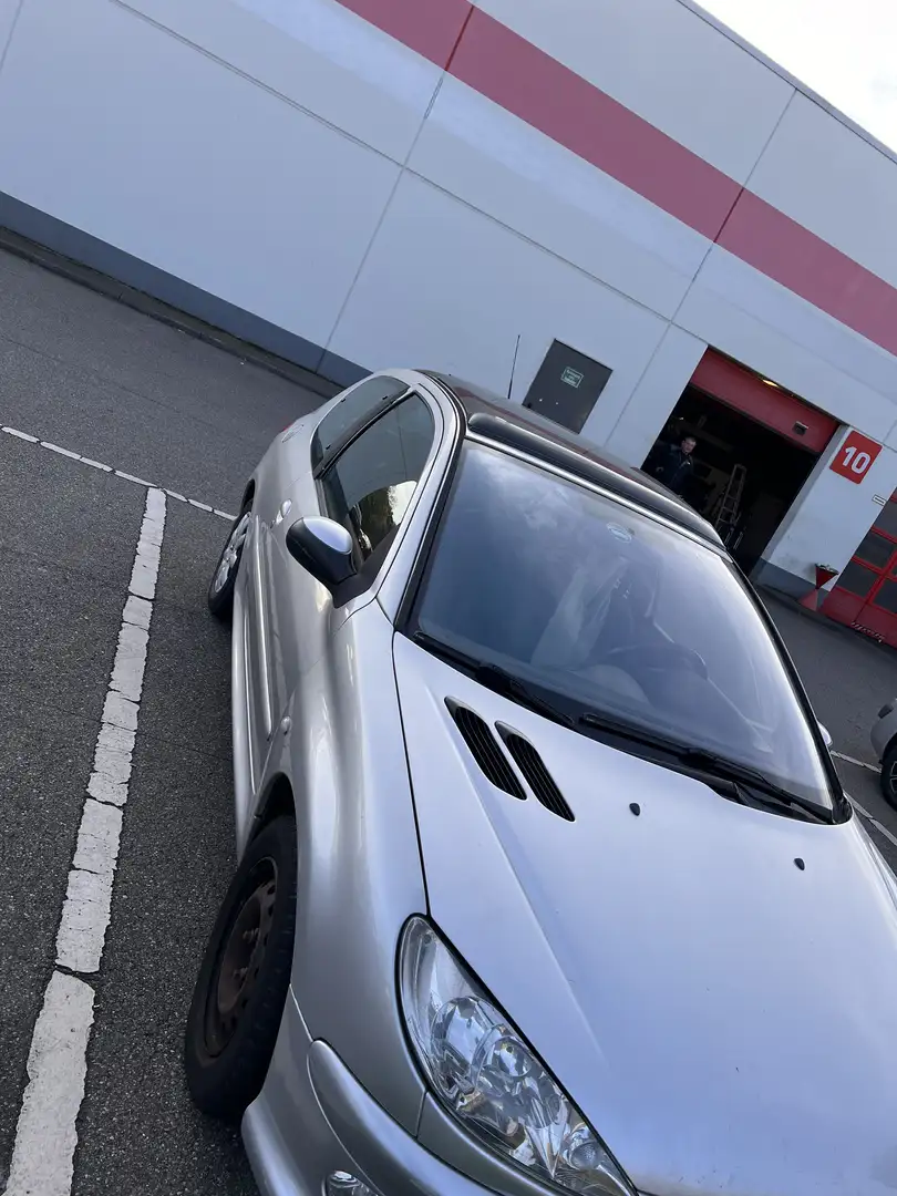 Peugeot 206 1.4 XR - 2