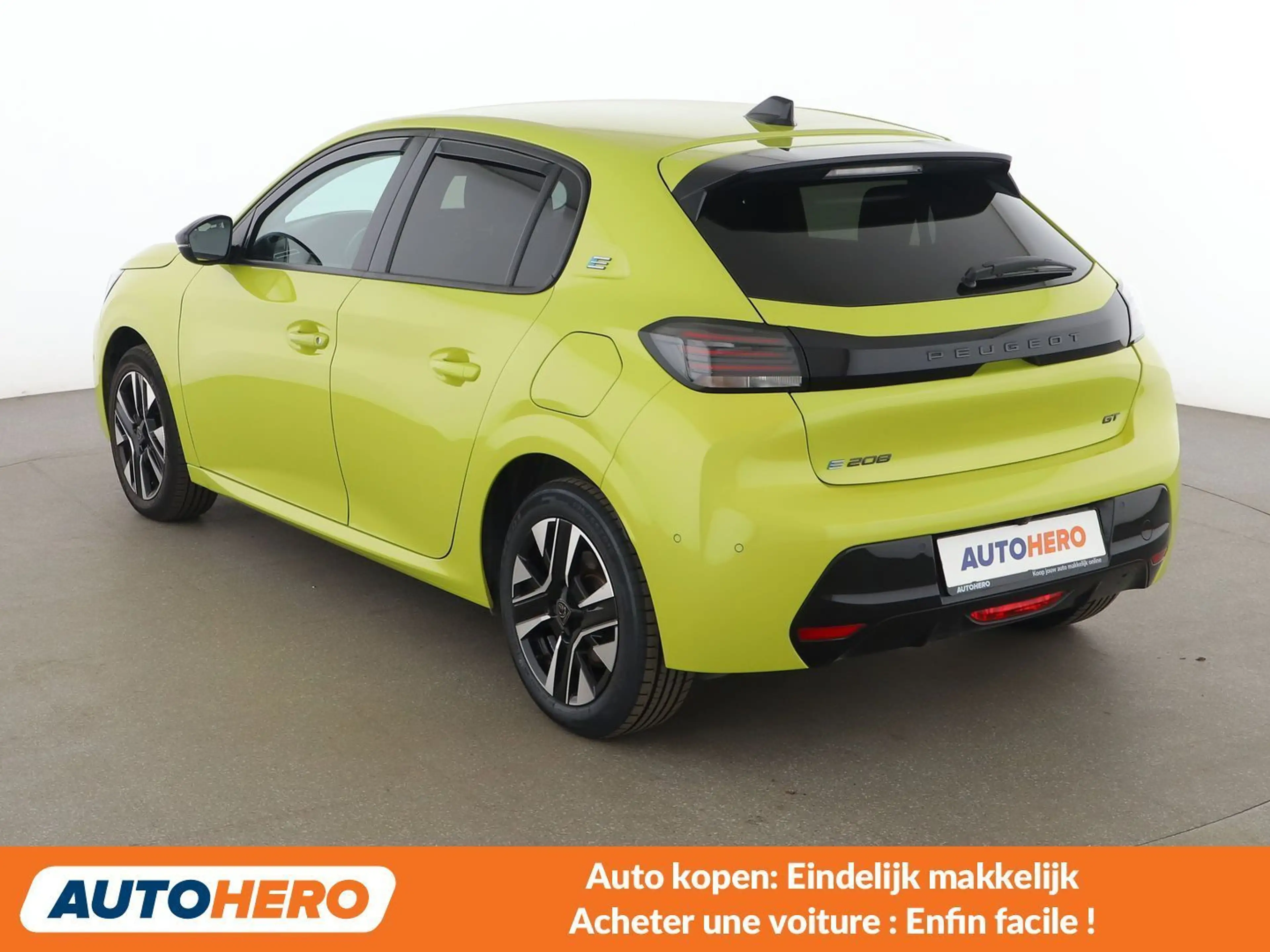 Peugeot e-208 electric drive 100 kW e Active — photo 4