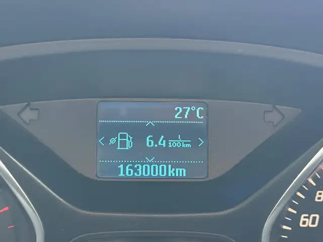 Ford Focus view 16