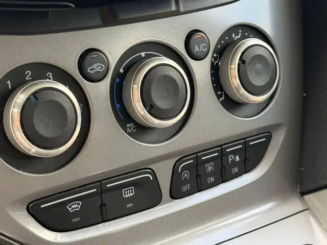 Ford Focus view 15