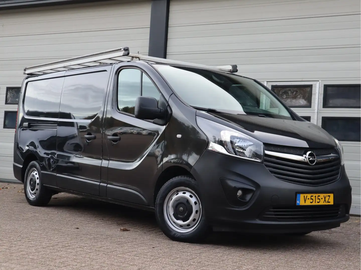 Opel Vivaro 1.6 CDTI 126pk Euro 6 Lang L2 - Trekhaak - Imperia Schwarz - 2