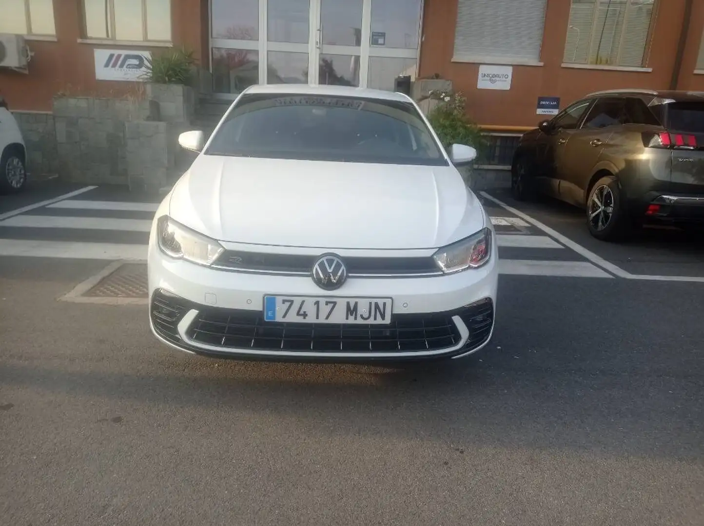 Volkswagen Polo POLO R-LINE 95CV Blanc - 1