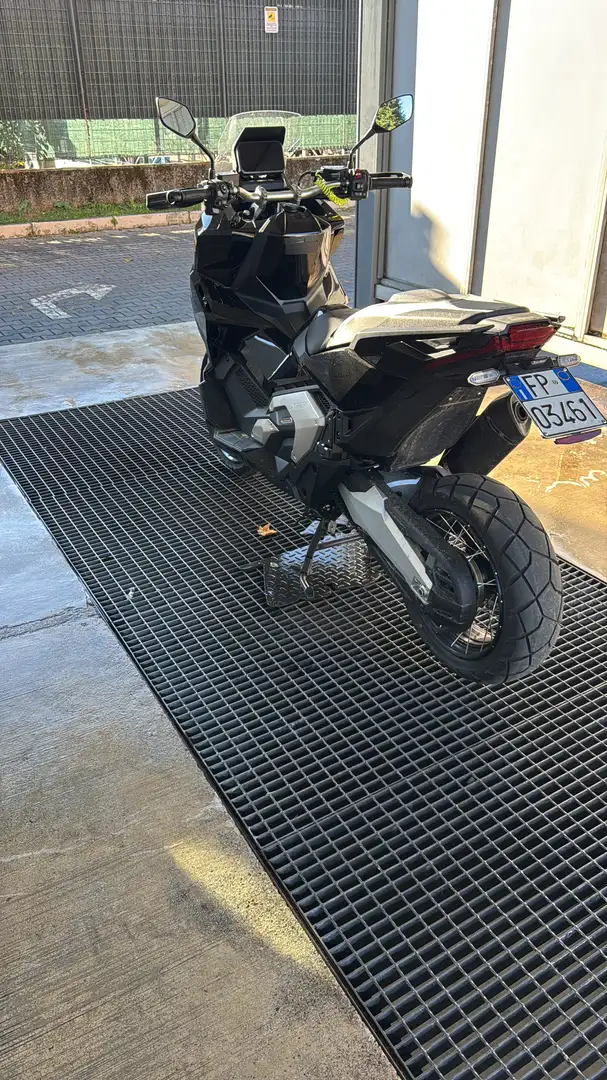 Honda X-ADV base - 2