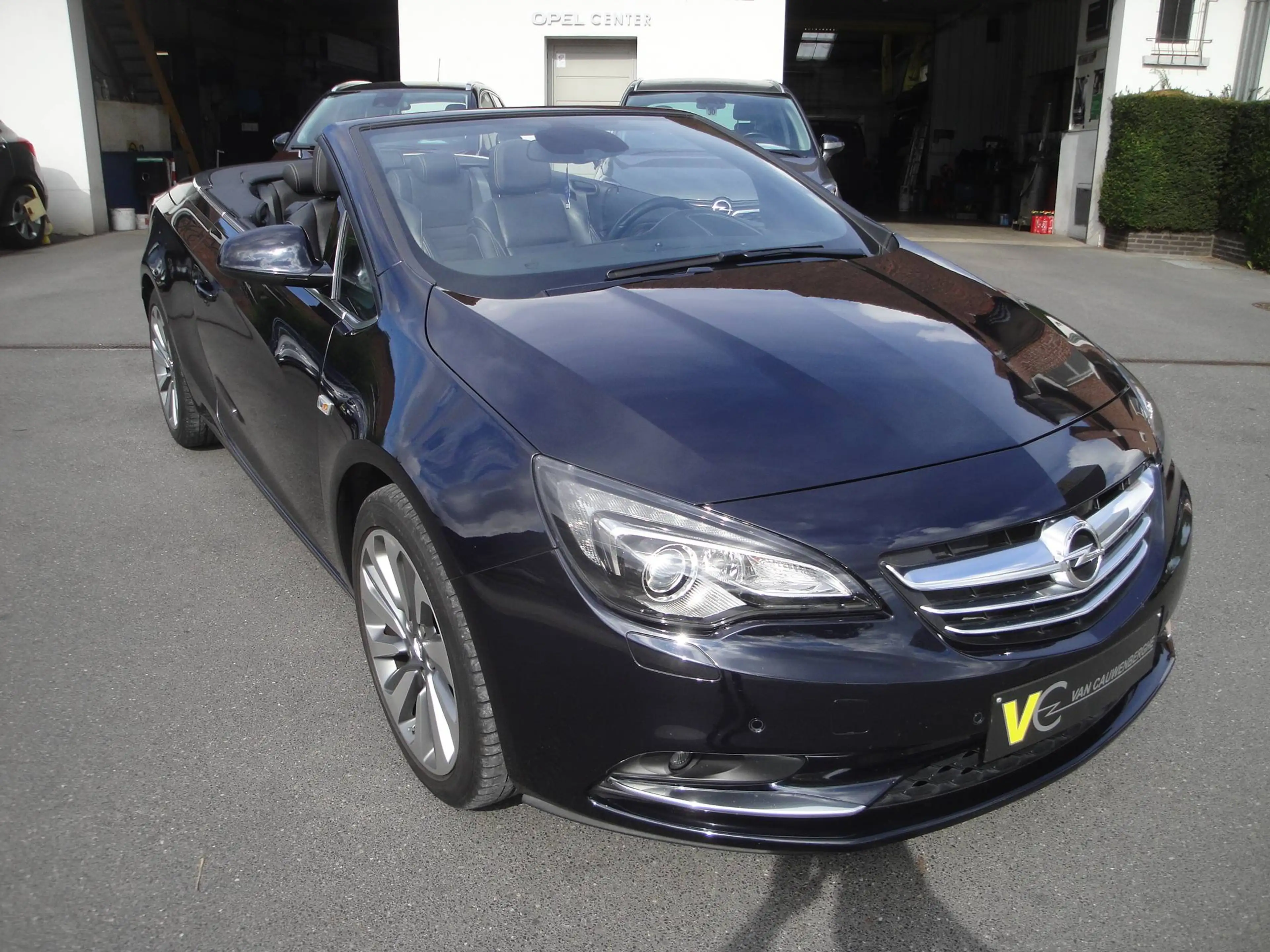 Opel Cascada Cascada 1.4 Turbo Innovation S — photo 11