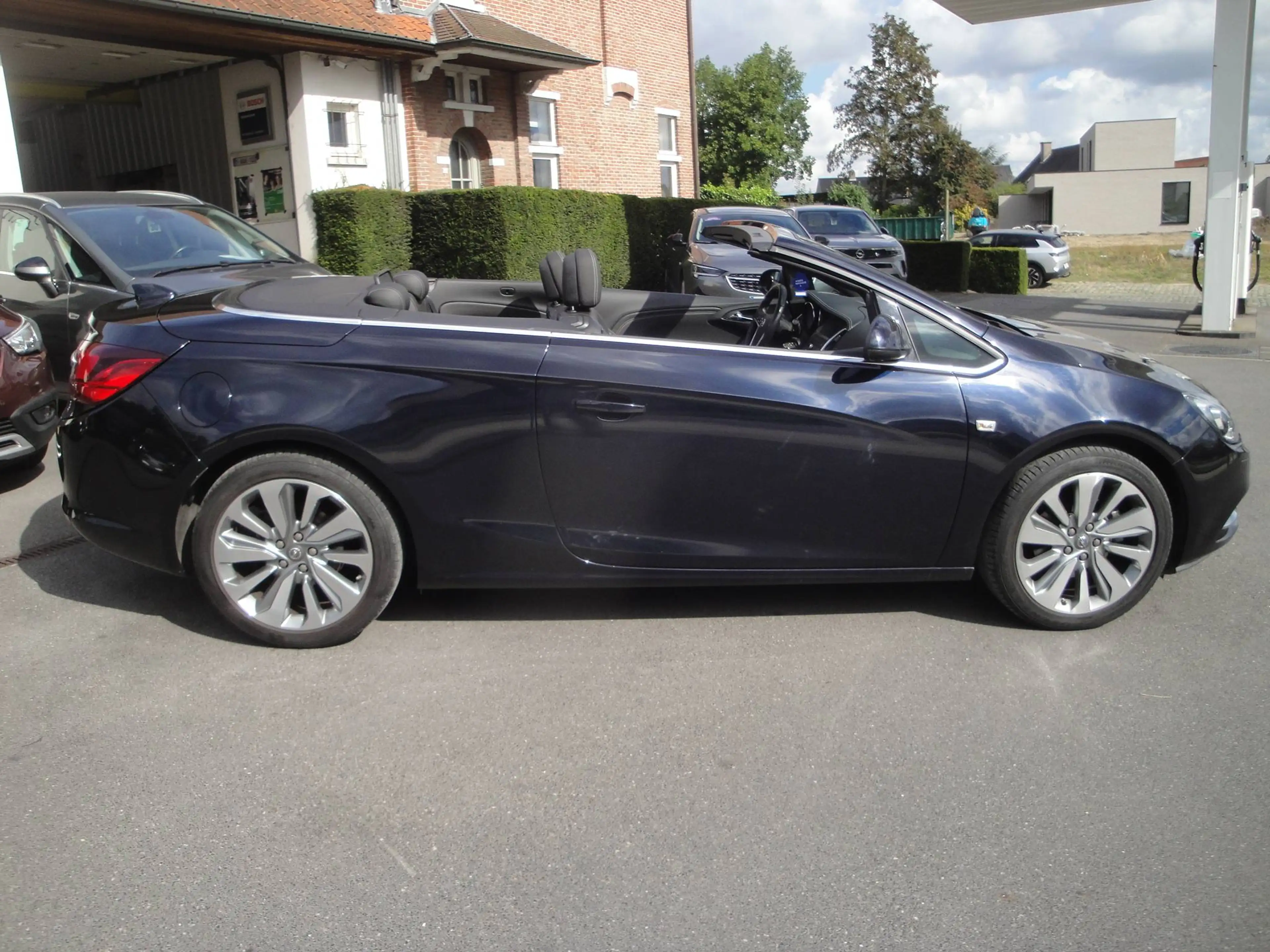 Opel Cascada Cascada 1.4 Turbo Innovation S — photo 10