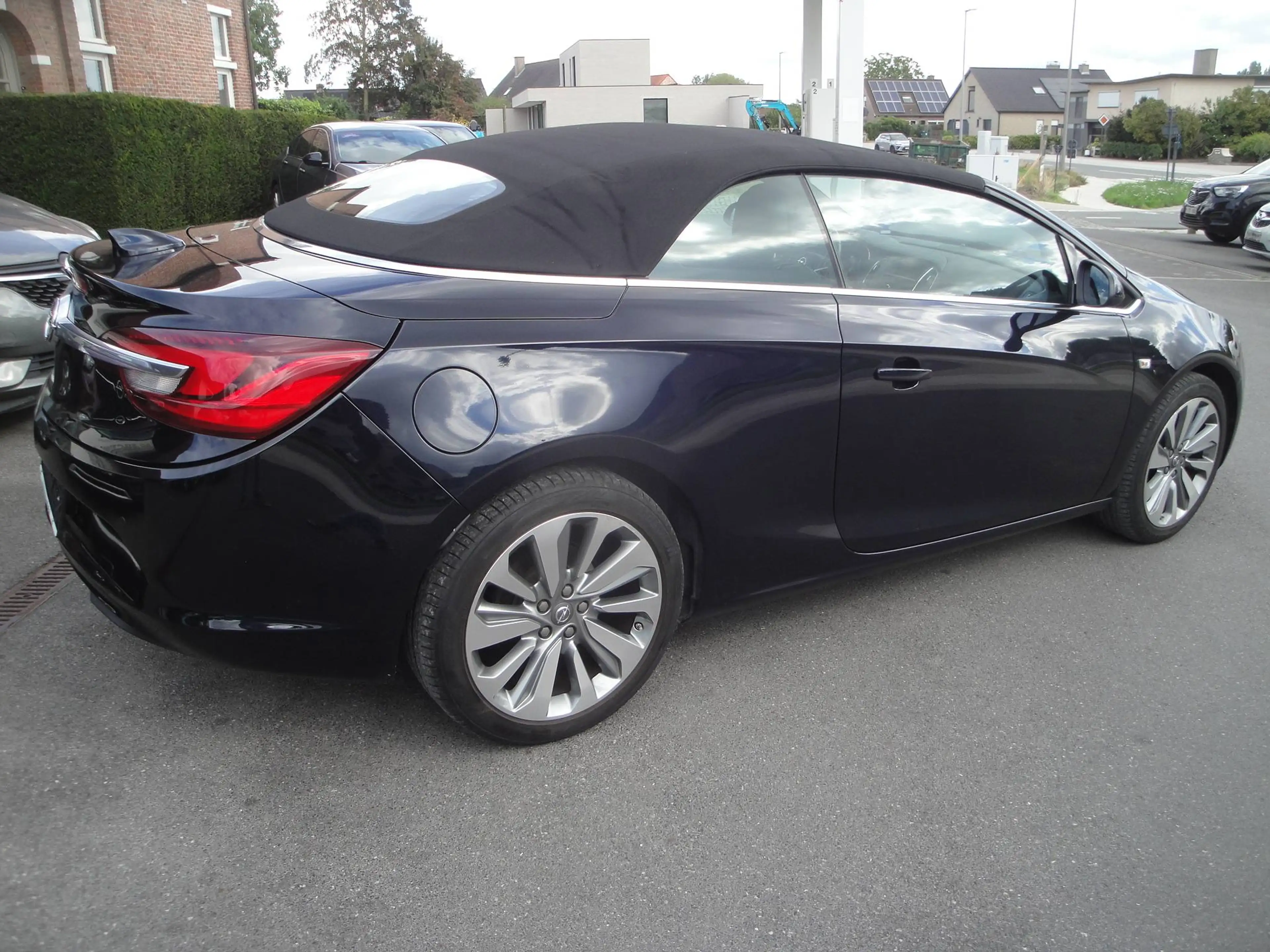 Opel Cascada Cascada 1.4 Turbo Innovation S — photo 4