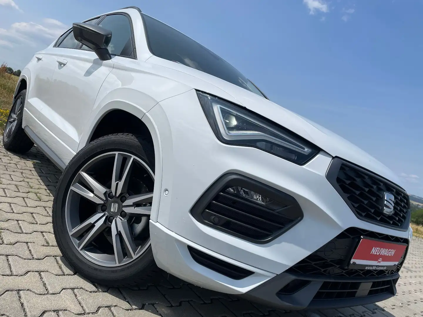 SEAT Ateca 1.5 TSI FR DSG FREI KONFIGURIERBAR Albastru - 1