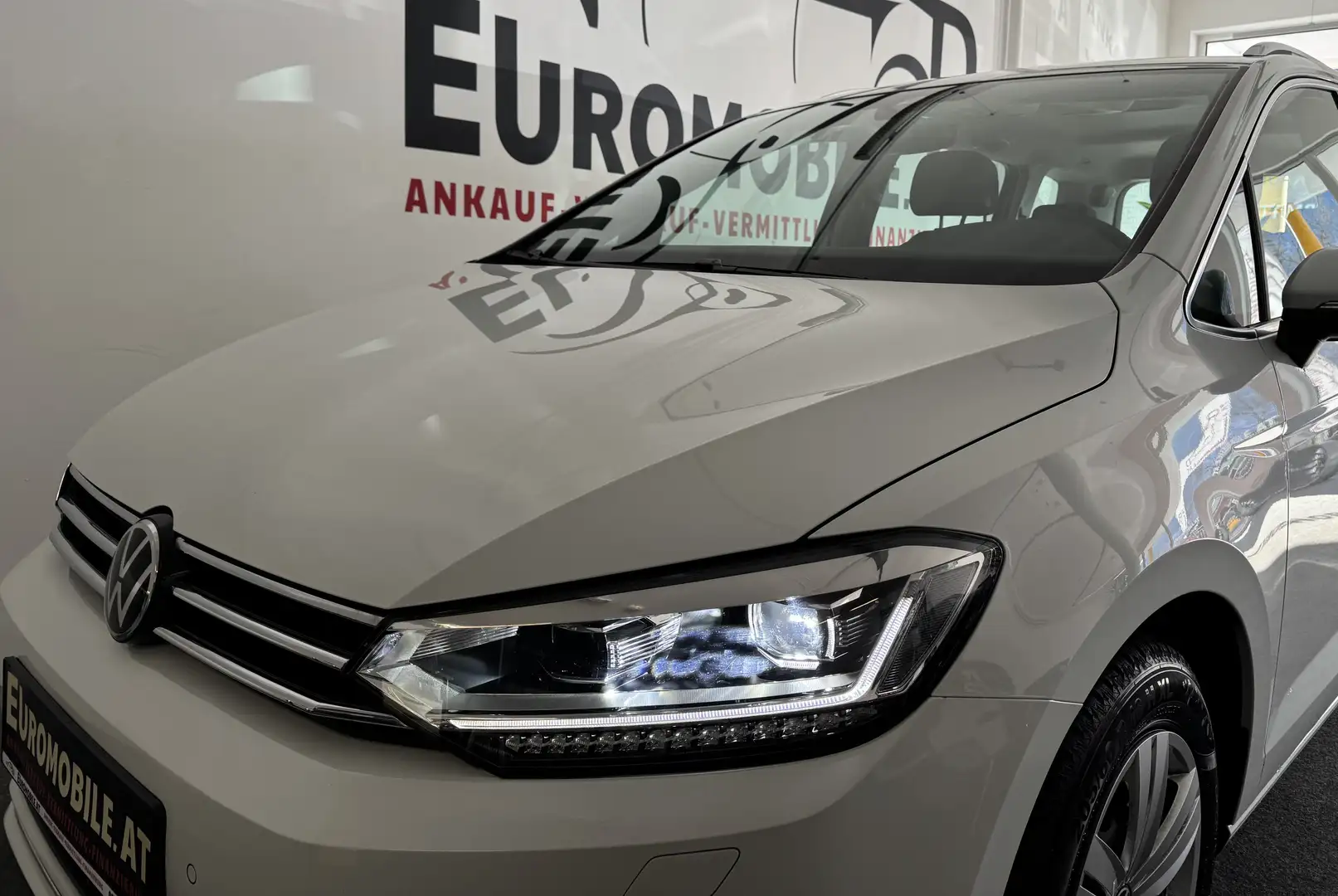 Volkswagen Touran Highline BMT/Start-Stopp 7-SITZER*AHK*LED*AMBIENTE Weiß - 2