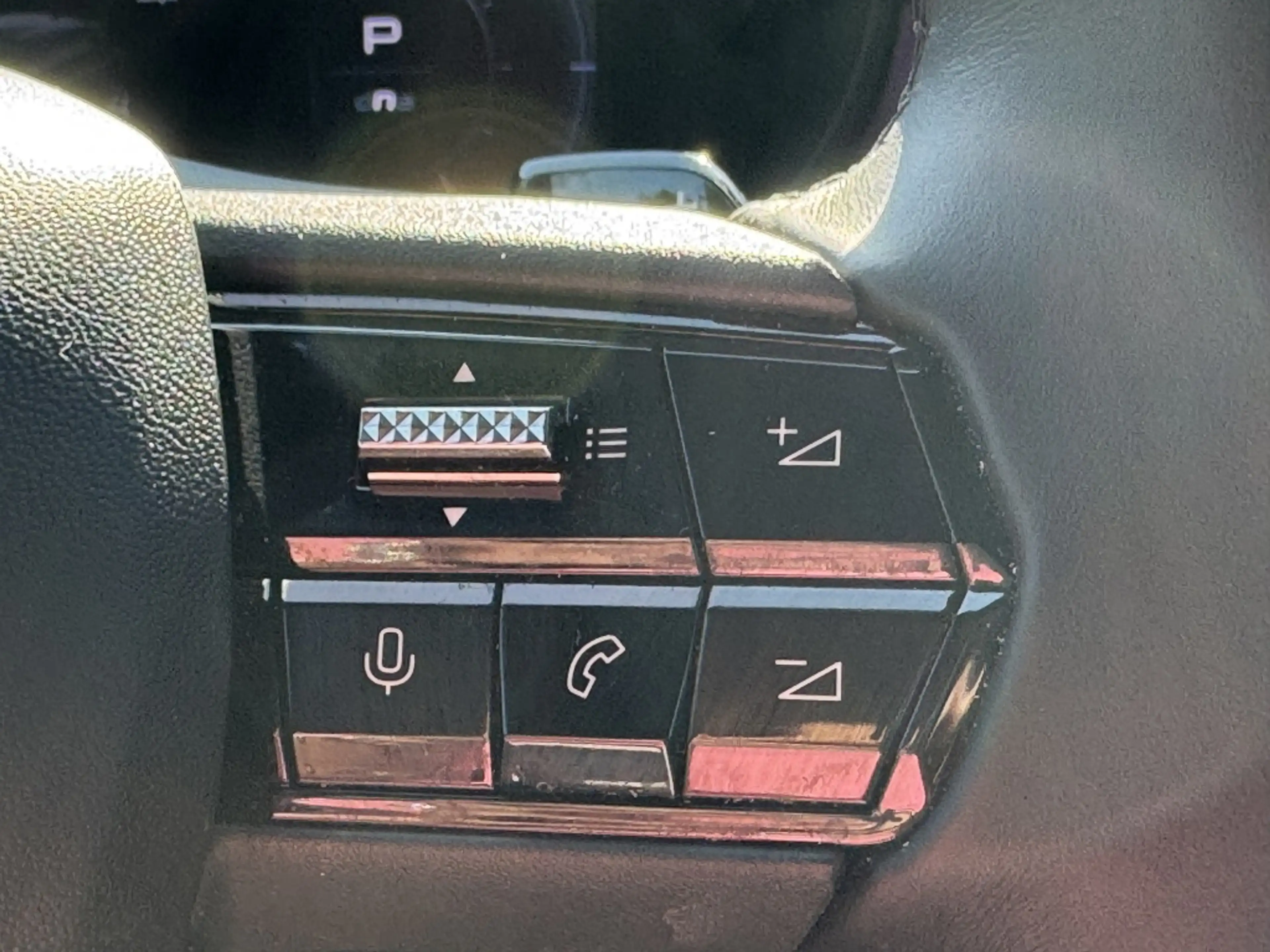 Alfa Romeo Junior 1.2 T Hybrid Ibrida Speciale | Pack Techno | Stoel — photo 14
