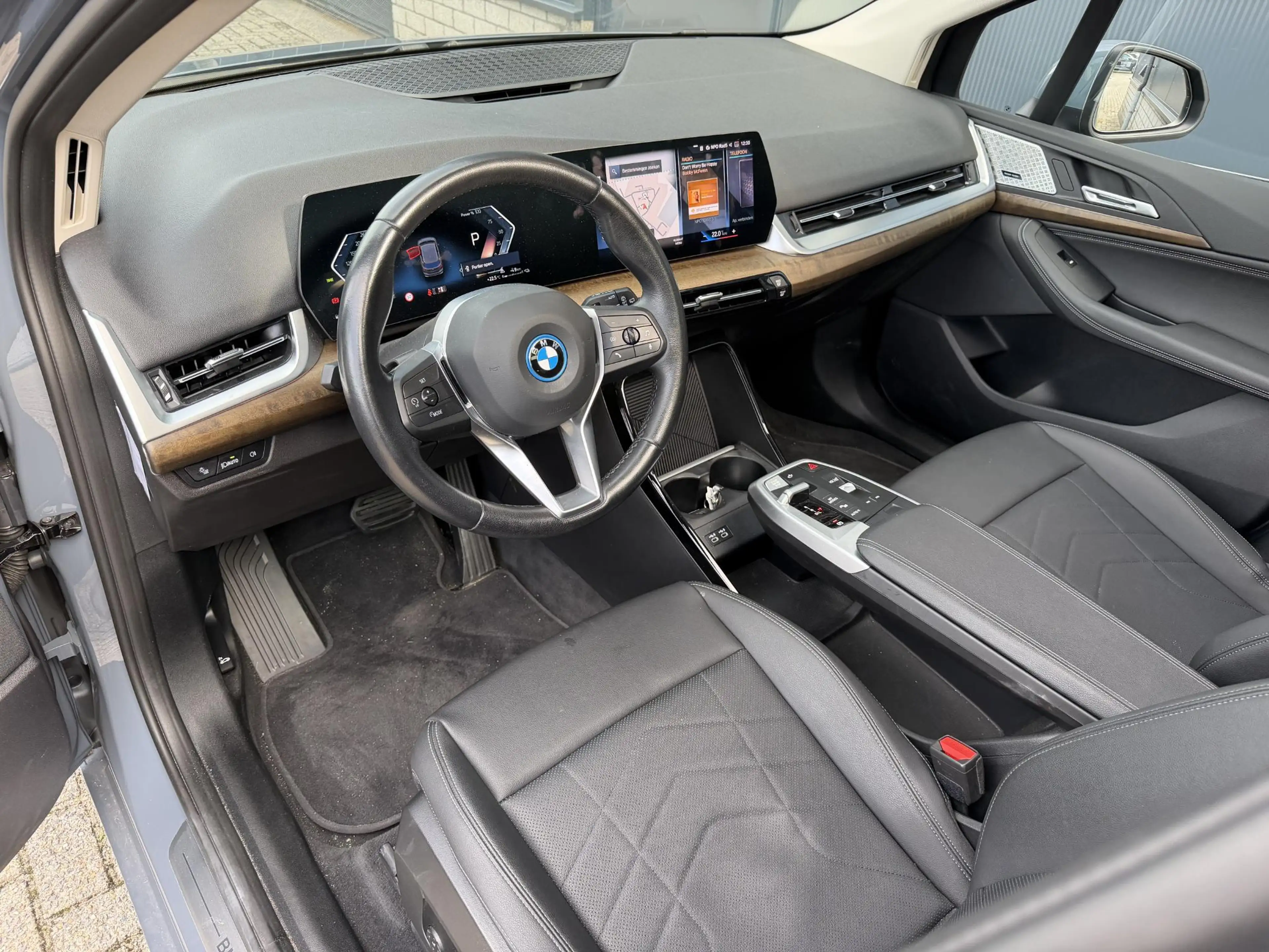 BMW 225 2-serie Active Tourer 225e xDrive Luxury Line 17"/ — photo 24