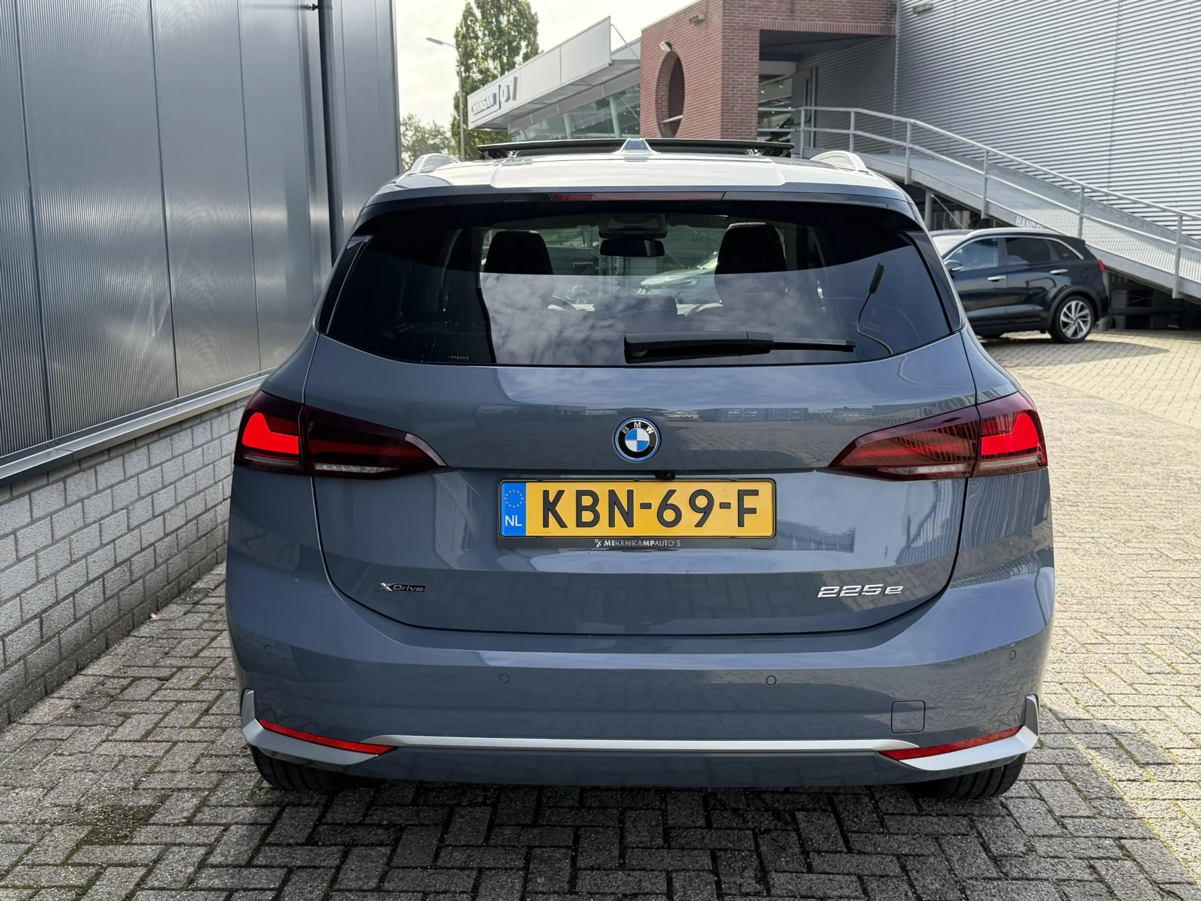 BMW 225 2-serie Active Tourer 225e xDrive Luxury Line 17"/ — photo 8