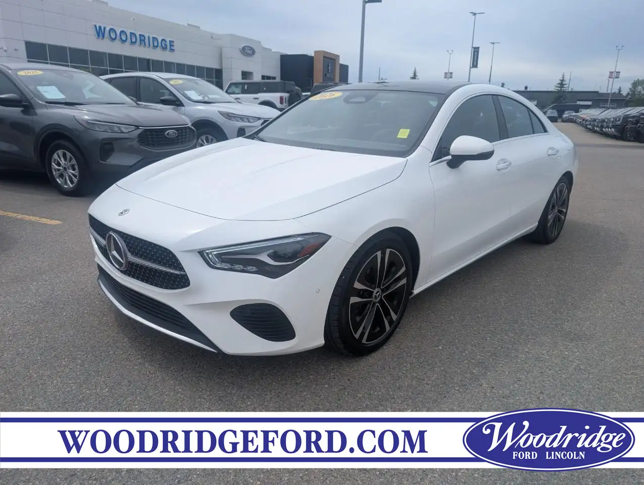 Mercedes-Benz CLA снимка Mercedes-Benz CLA