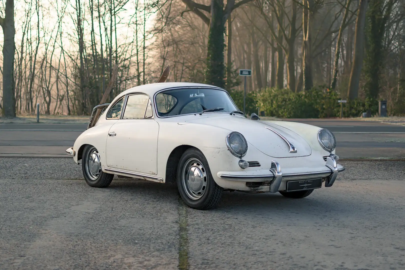Porsche 356 C | Matching numbers & colors Blanc - 2