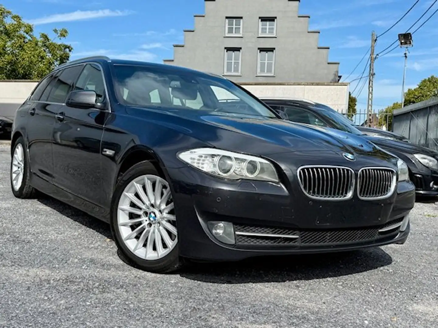 BMW 520 d Full Option Panorama Leder Xenon Navi-Pro Cruise Gris - 1