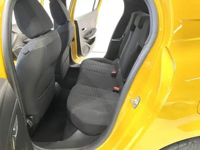 Peugeot 208 view 7