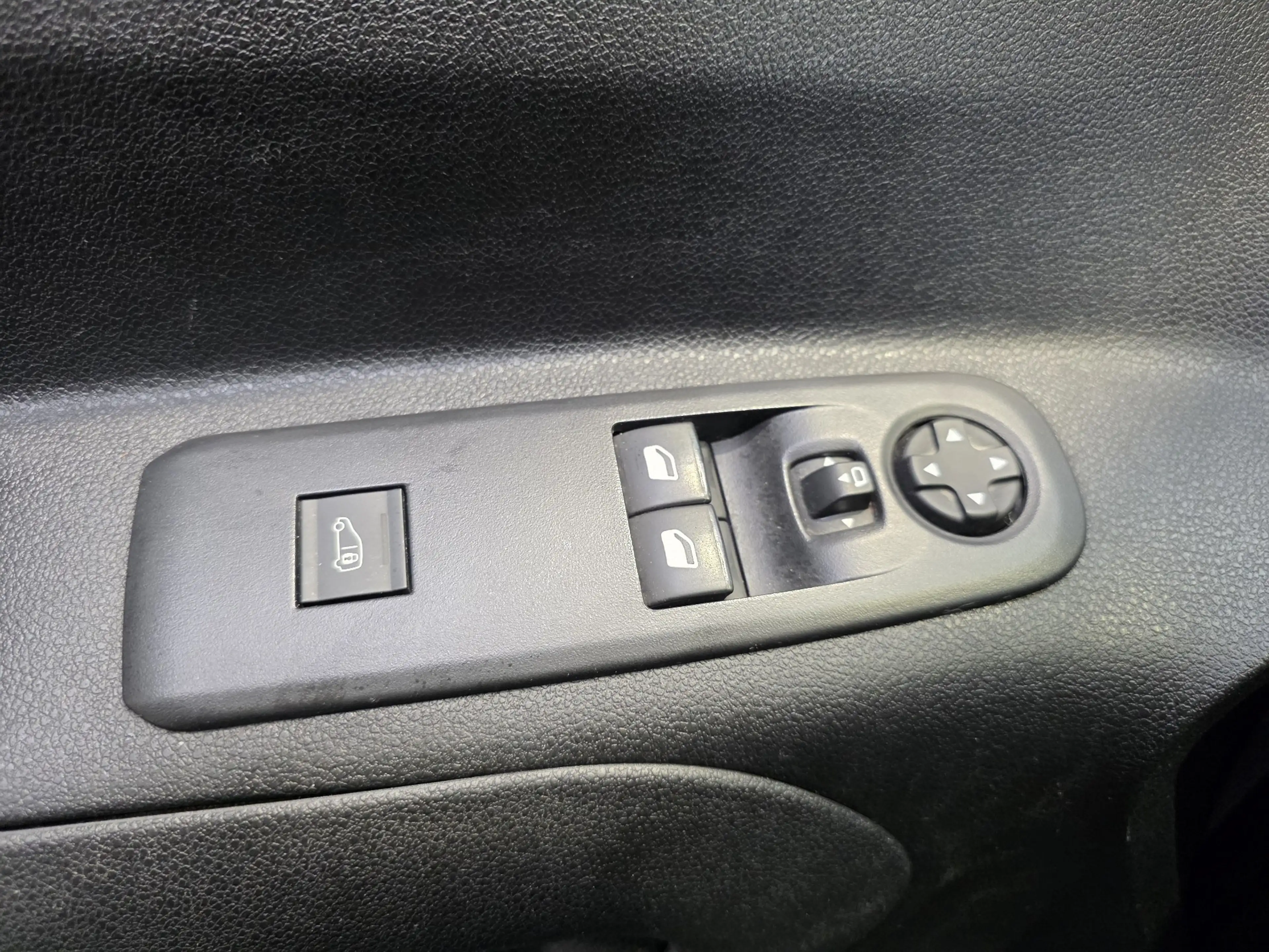 Peugeot Partner 1.5 BlueHDi BOITE AUTO // 3 PLACES / GARANTIE 1AN — photo 13