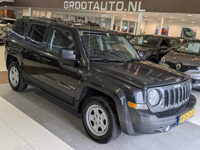 Jeep Patriot 2.4 Sport Liberty Airco, Cruise Control, Stuurbekr
