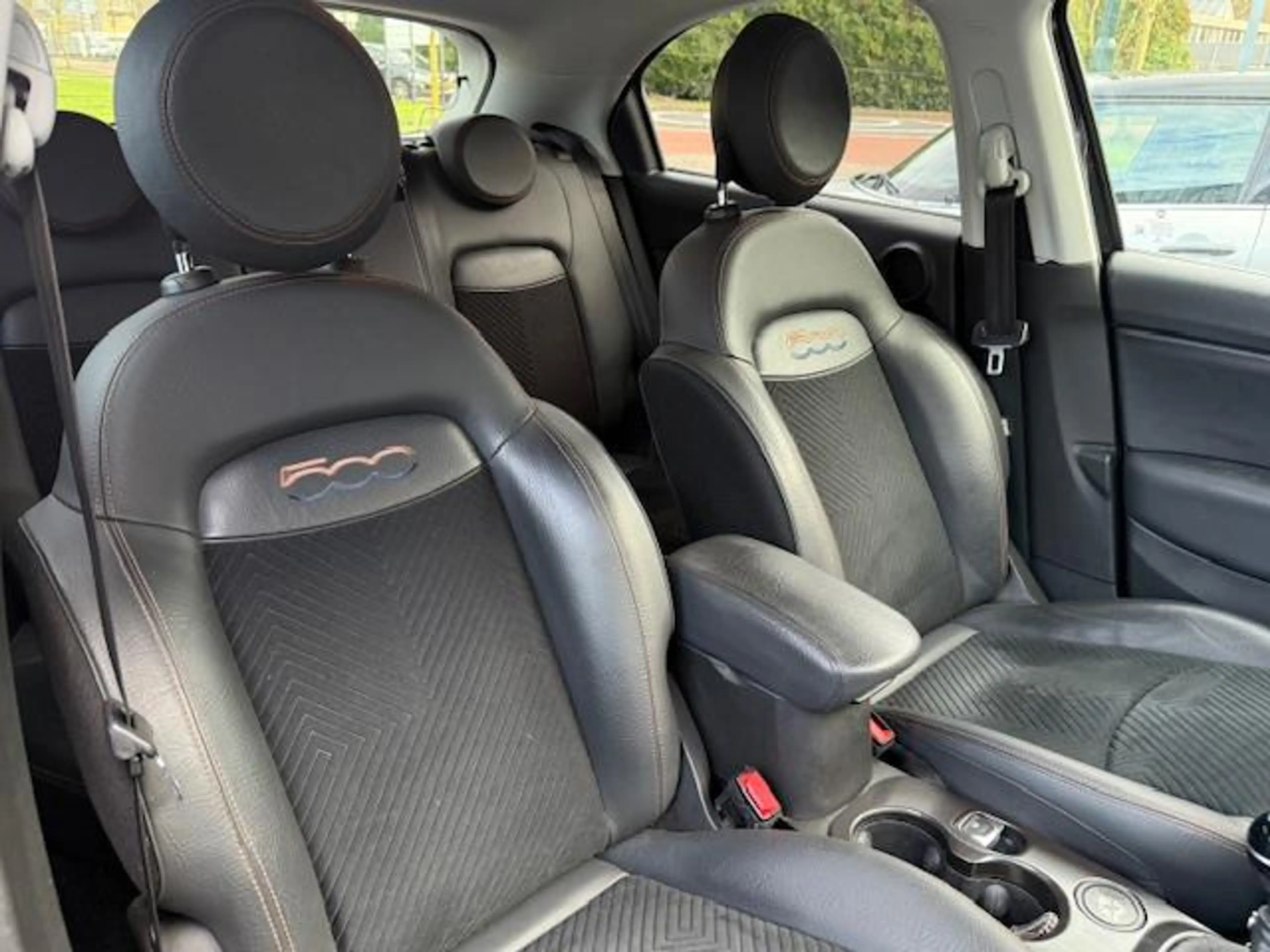 Fiat 500X 1.0 GSE 120th Ed. *carplay *cruise *climate *18” — photo 16