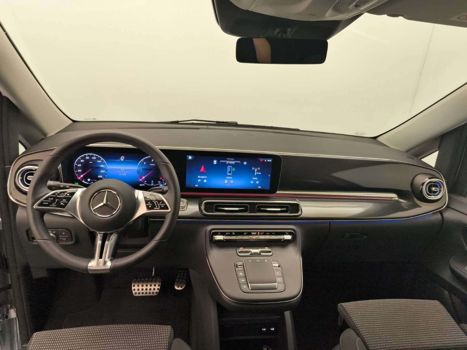 Mercedes-Benz V 220