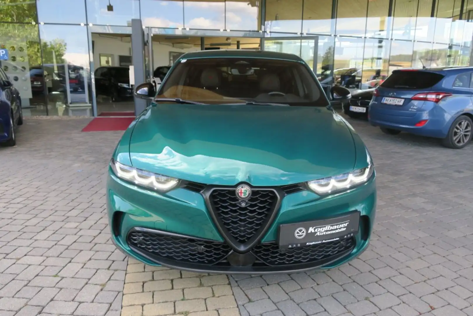 Alfa Romeo Tonale Alfa Tonale AV1 Werksgarantie bis 02.2028  160 Ps ** Grün - 2
