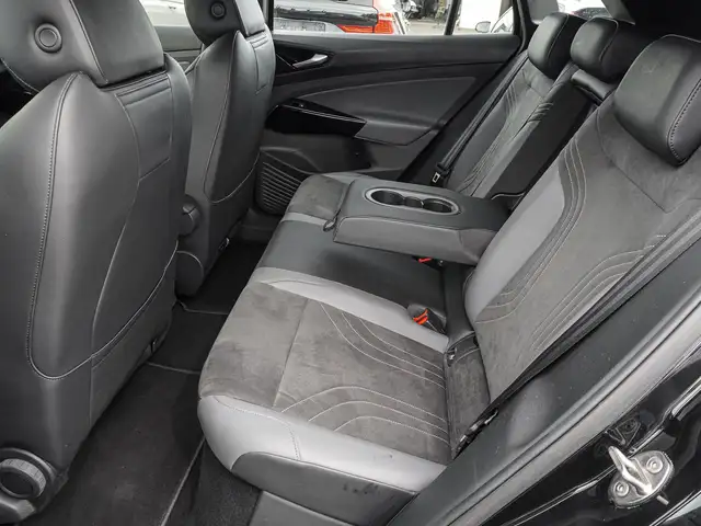 Volkswagen Id.4 view 16