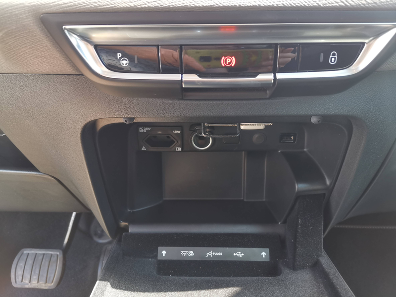 Citroen Grand C4 SpaceTourer Shine Pack HDI 160 EAT8, 360° Kamera, Navi, Sitzheizung vorn — photo 14