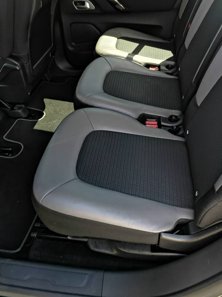 Citroen Grand C4 SpaceTourer Shine Pack HDI 160 EAT8, 360° Kamera, Navi, Sitzheizung vorn — photo 7