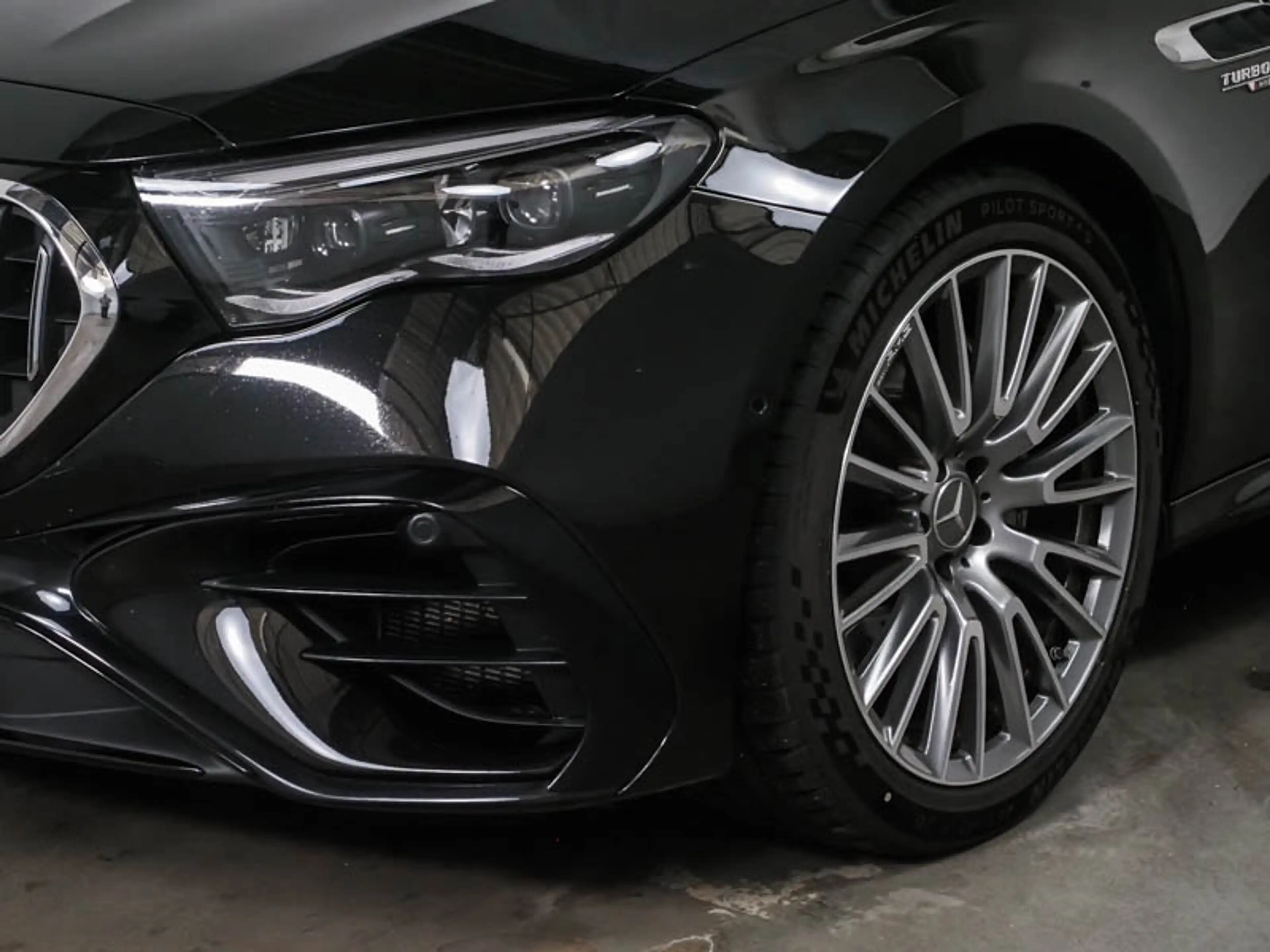 Mercedes-Benz E 53 AMG HYBRID 4M+ T Super/Pano/Burm/AHK/Night — photo 4