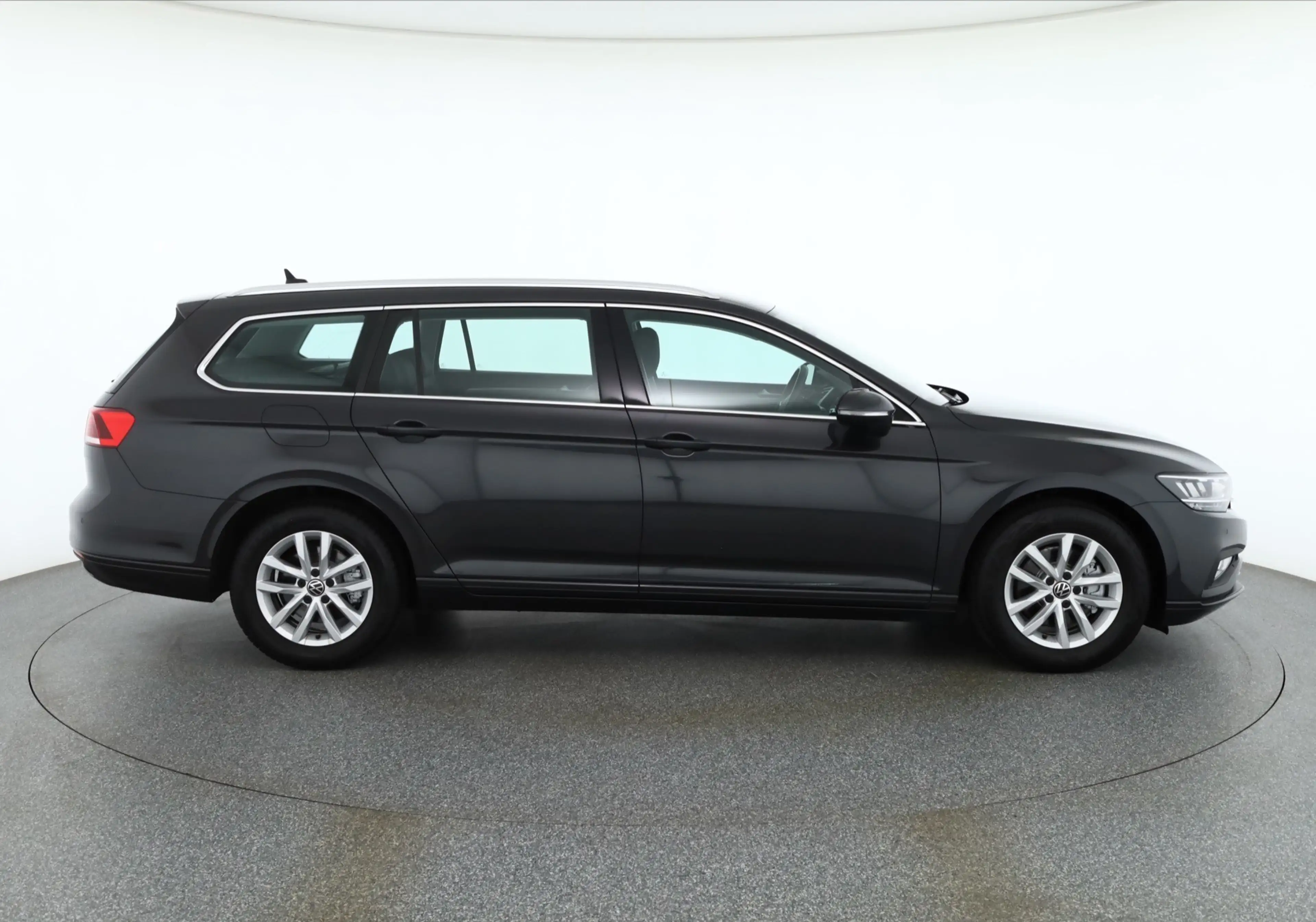 Volkswagen Passat Variant 2.0 TDI Basis LED Navi ACC Kamera — photo 6