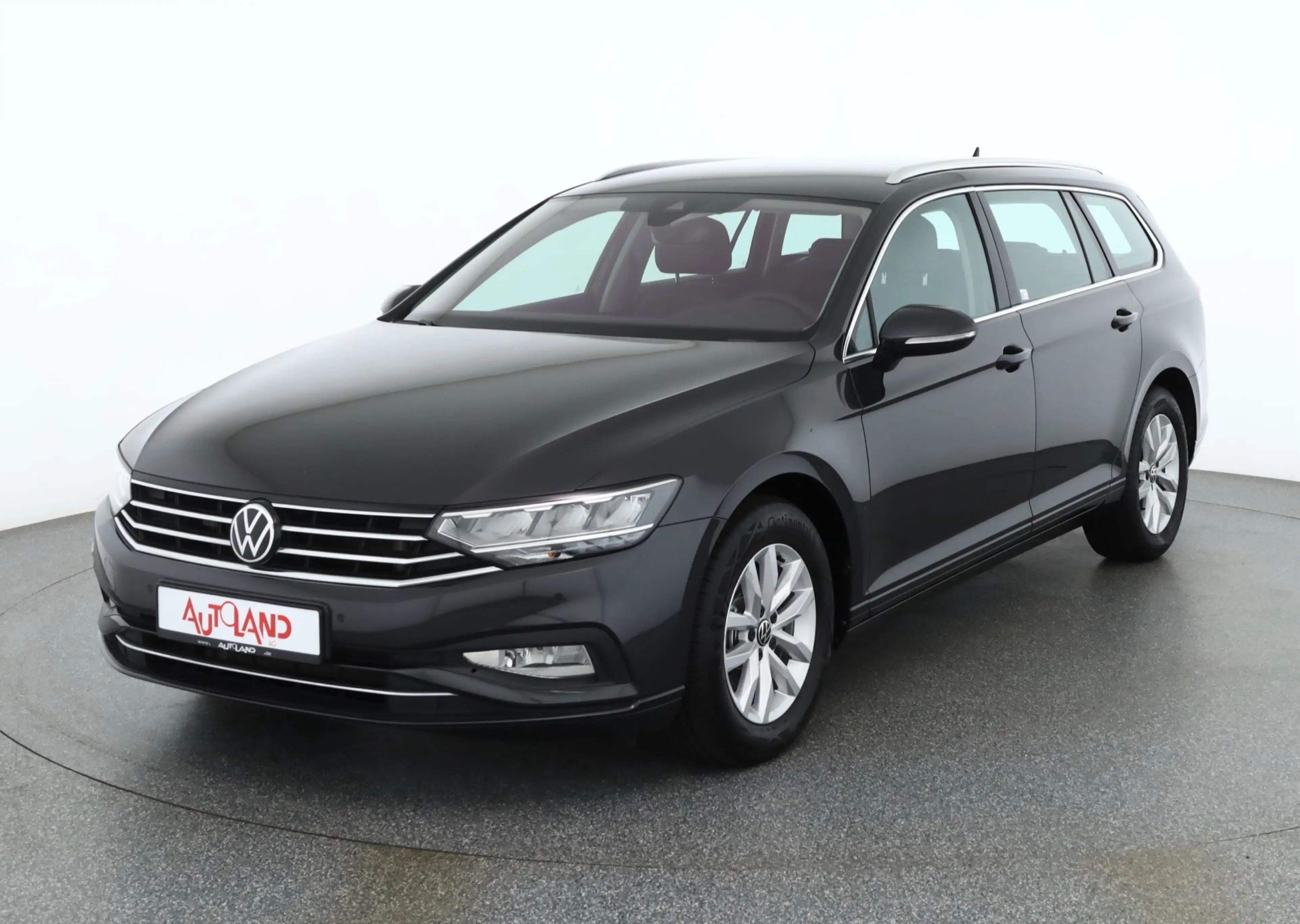 Volkswagen Passat Variant 2.0 TDI Basis LED Navi ACC Kamera