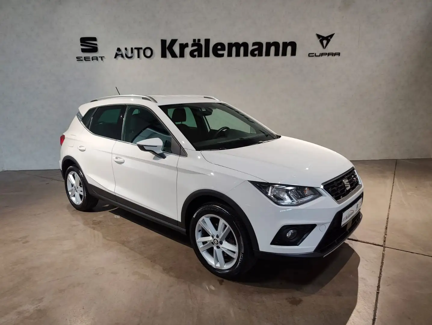 SEAT Arona FR 1.0TSI* White - 1