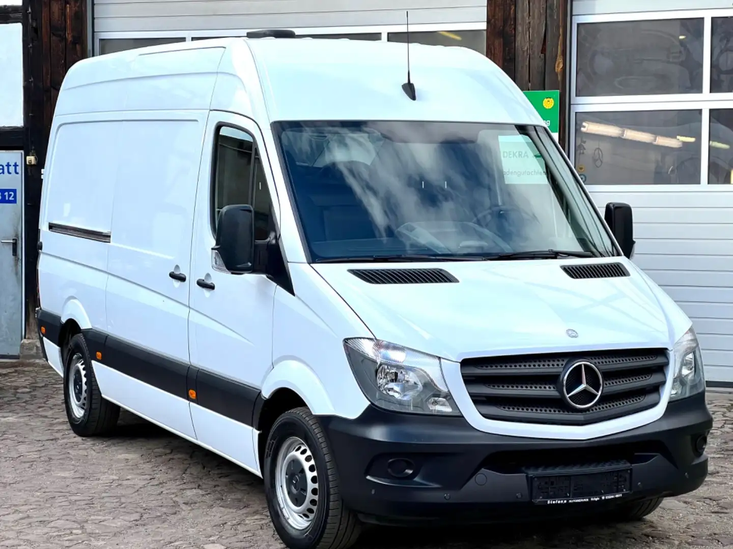 Mercedes-Benz Sprinter II Kasten 310 CDI *Standheizung*Navi* Weiß - 2