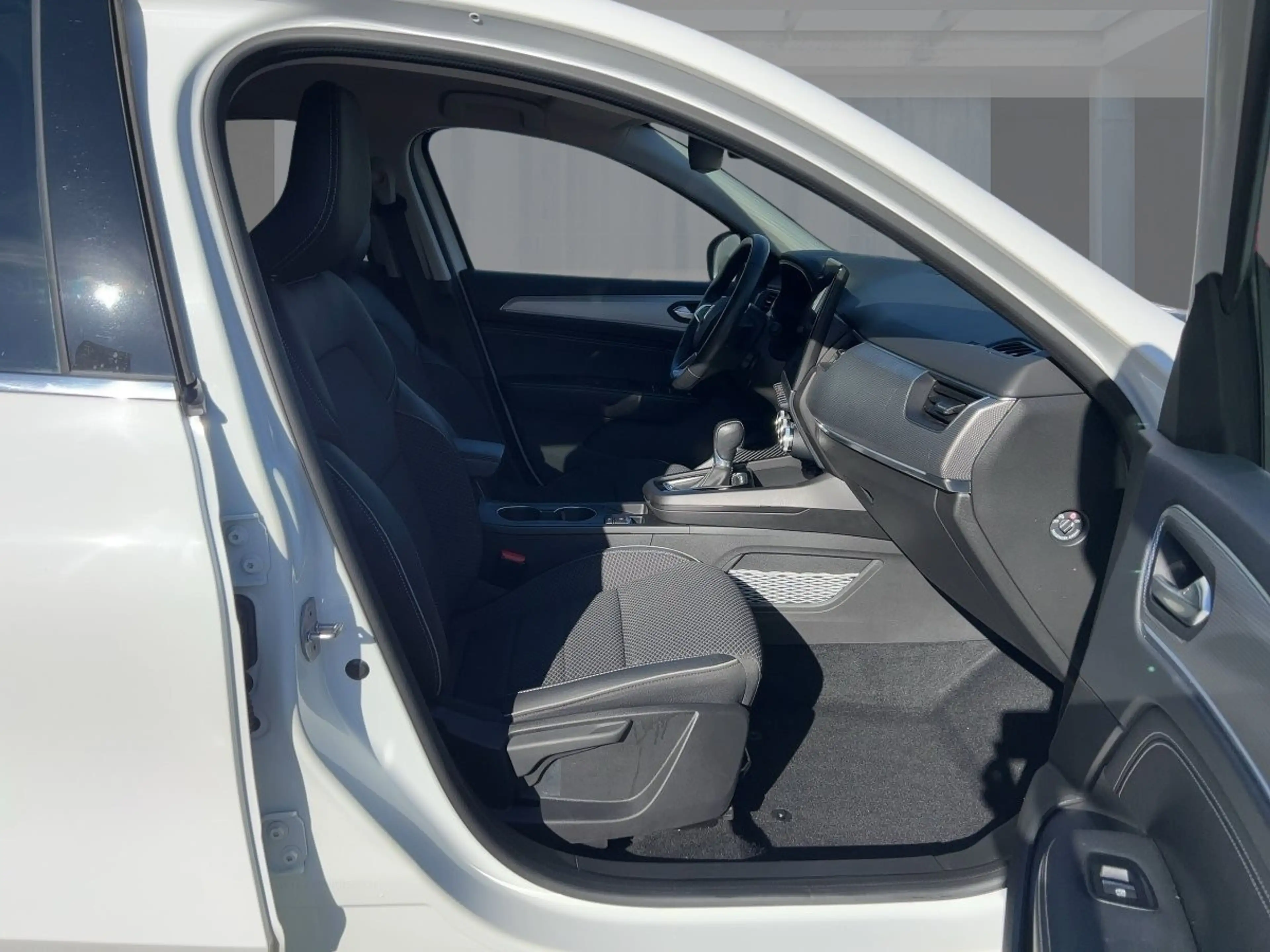 Renault Arkana INTENS E-TECH Hybrid 145 ARKANA — photo 8