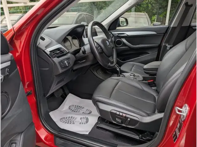 BMW X1 view 6