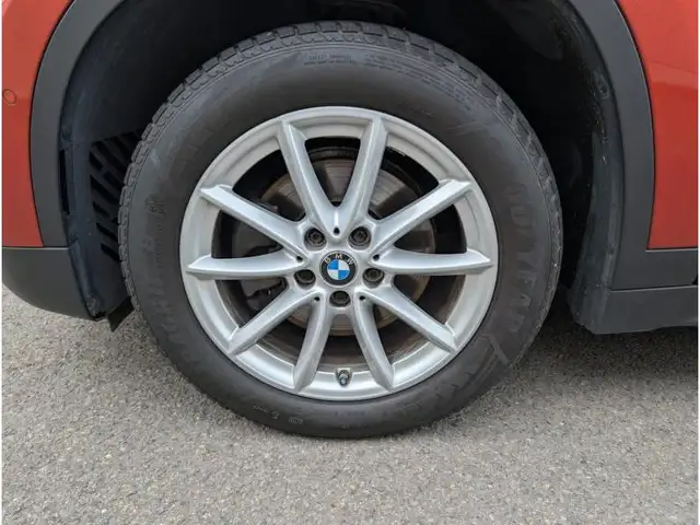 BMW X1 view 8