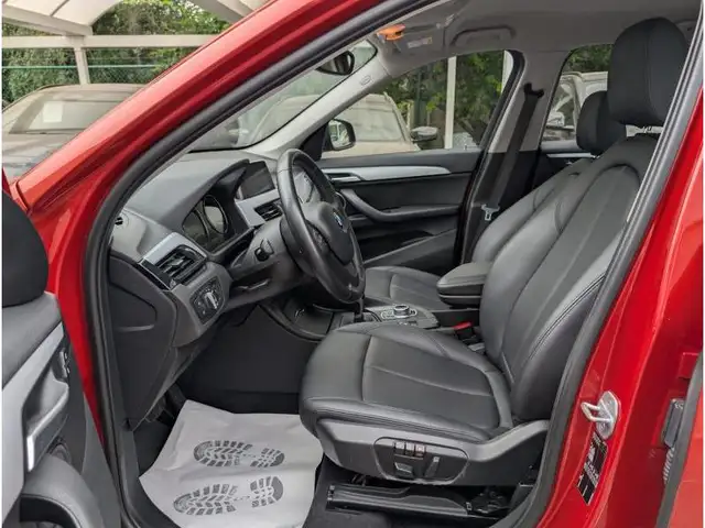 BMW X1 view 11