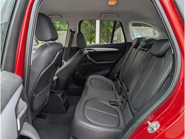 BMW X1 view 13