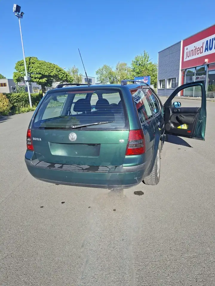 Volkswagen Bora Variant 1.6 Trendline, foto 9