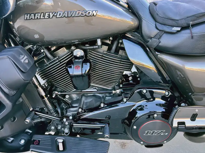 Harley-Davidson CVO Limited - foto 6