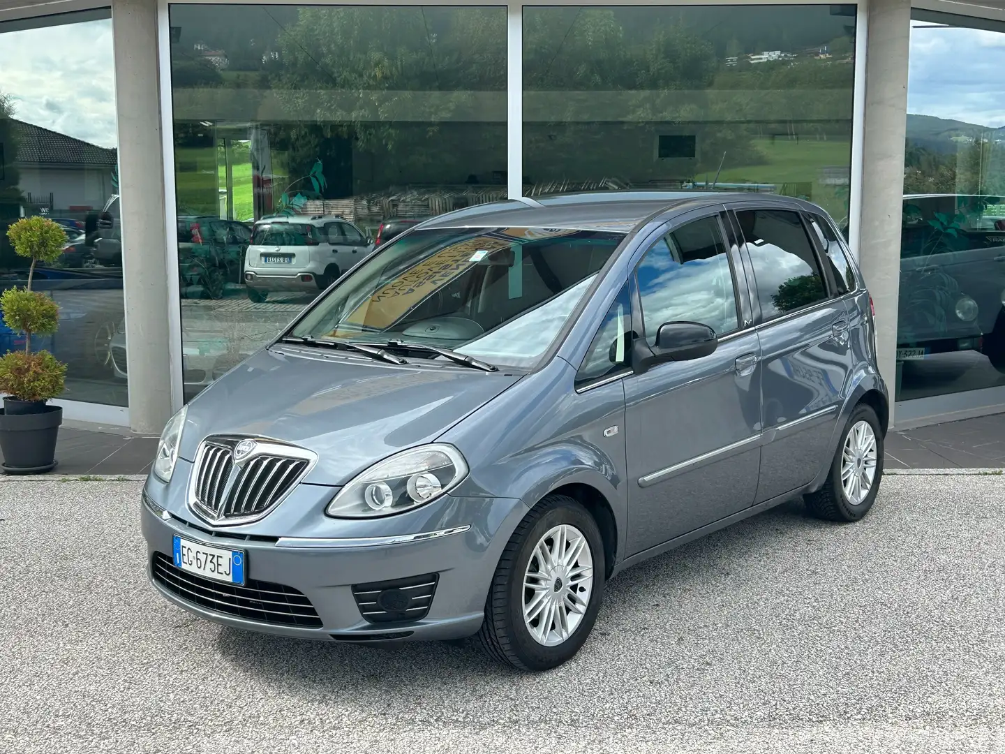 Lancia MUSA 1.4 16v Platino "OK NEOPATENTATO" Grigio - 1