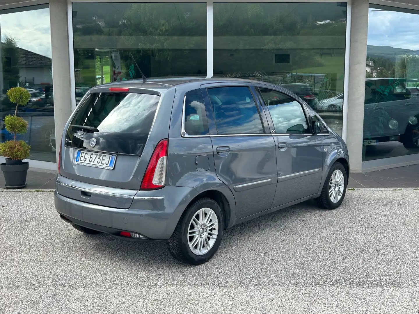Lancia MUSA 1.4 16v Platino "OK NEOPATENTATO" Grigio - 2