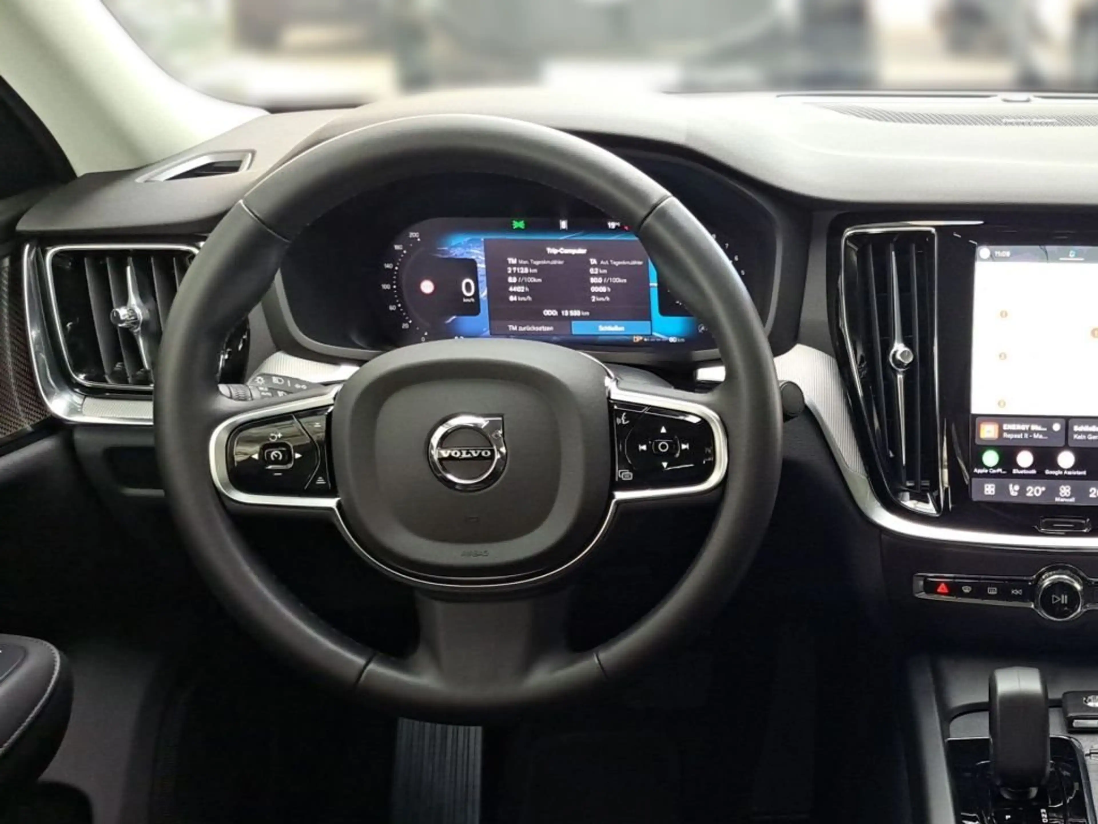 Volvo S60 B5 B AWD Plus Dark Harman/Kardon+Ambiente — photo 11