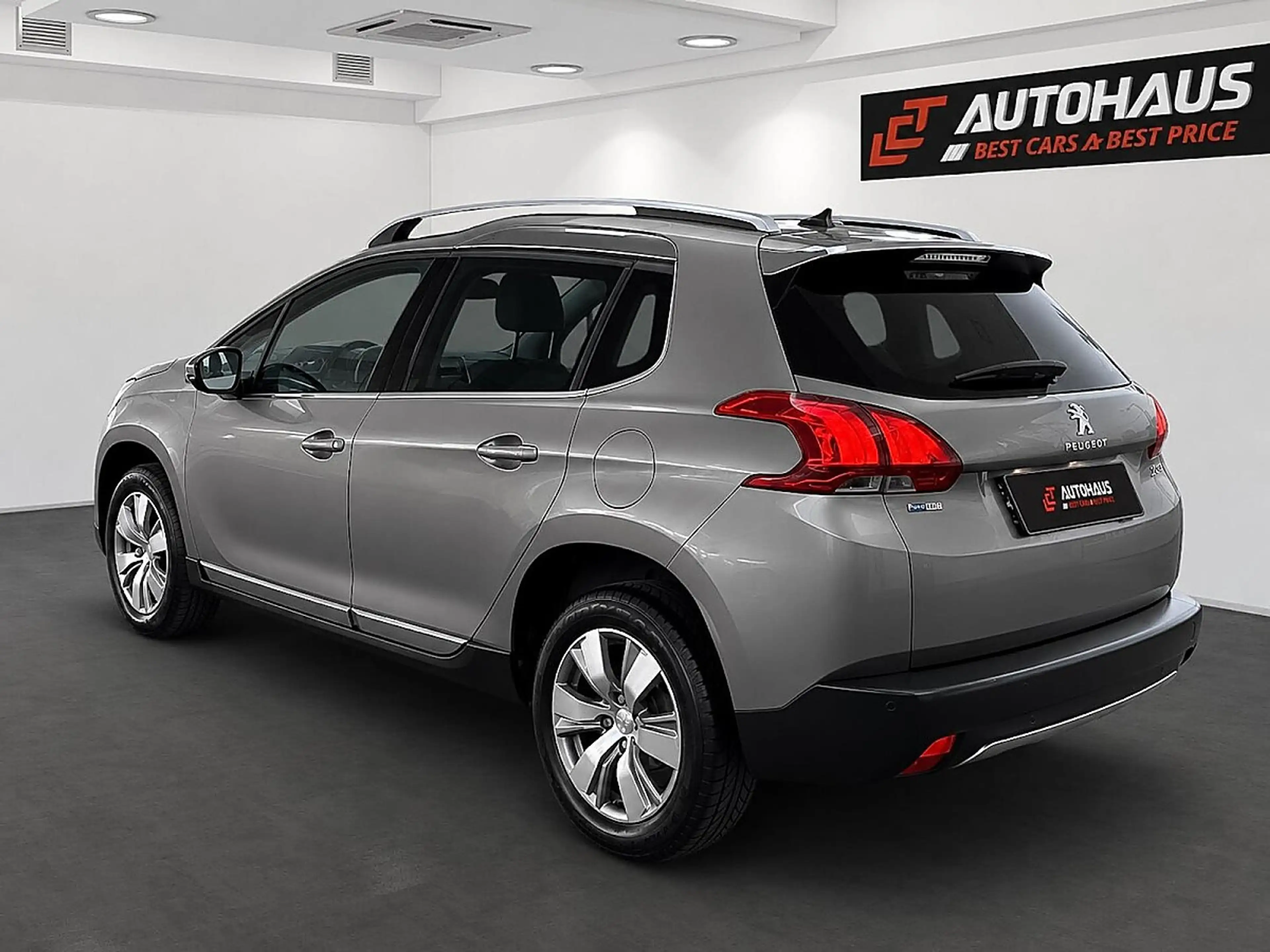 Peugeot 2008 1,2 PureTech 110 S&S Allure | PICKERL BIS 03/20... — photo 3