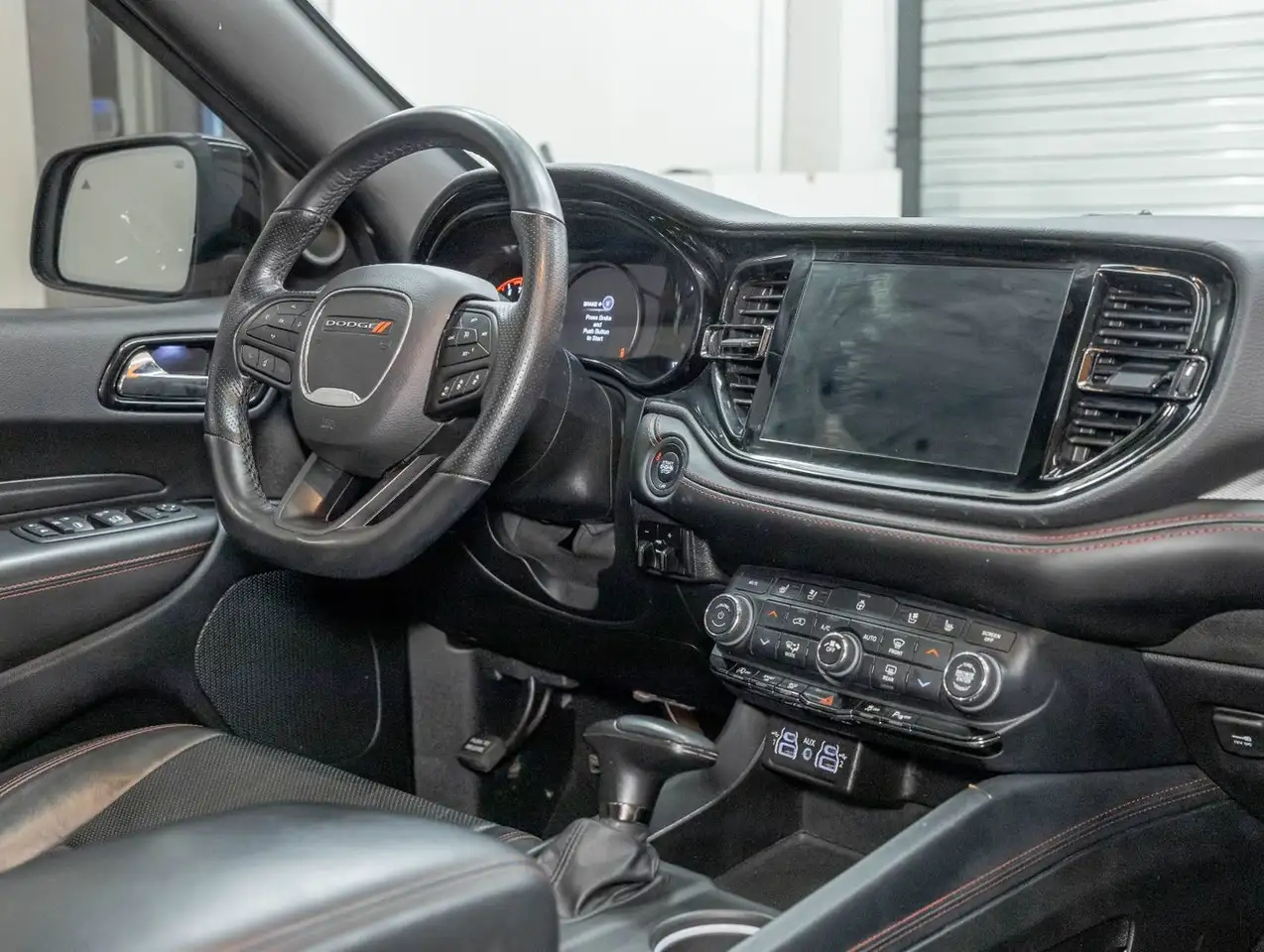 Dodge Durango снимка Dodge Durango